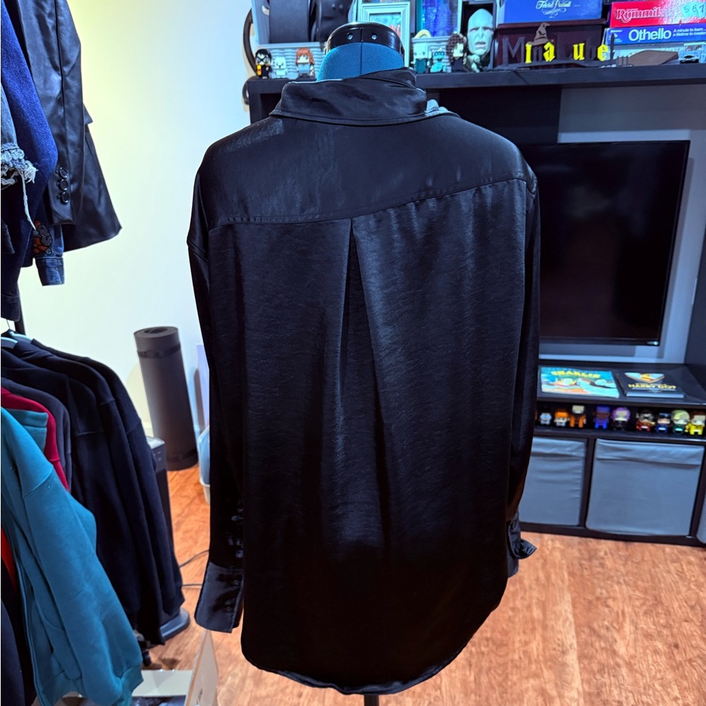 GOOD AMERICAN Washed Satin Weekend Shirt SIZE S/M - Picture 3 of 5